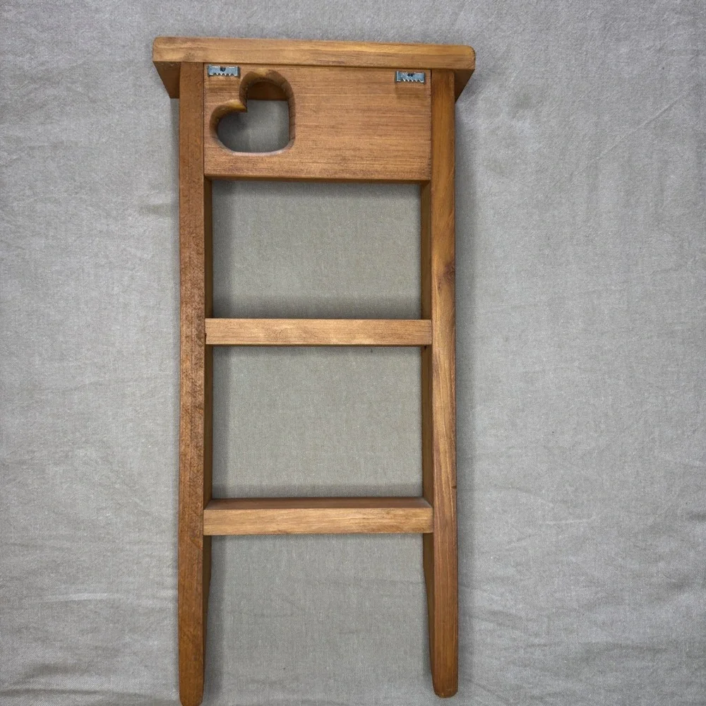 CottageCore Wooden Wall Shelf Heart Cutout Ladder Display Rack Vintage